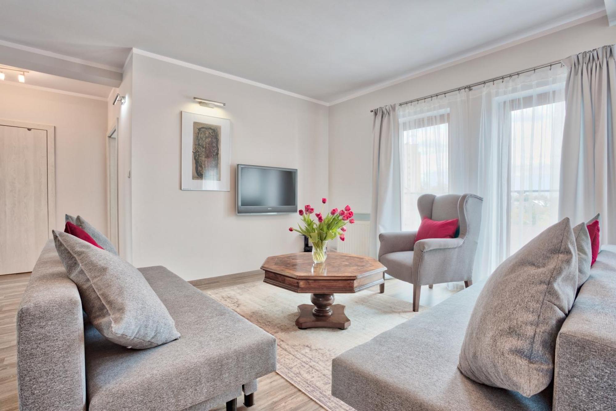 Family Apartment By Tyzenhauz Kraków Exteriör bild